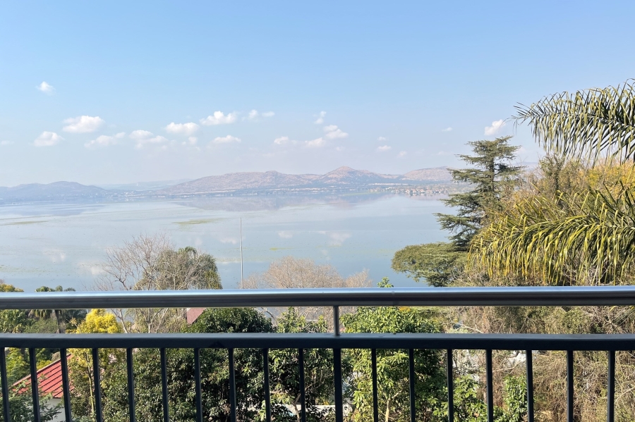 3 Bedroom Property for Sale in Kosmos North West